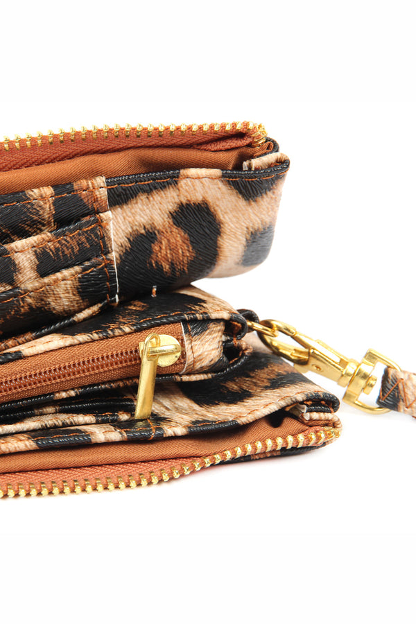 005 - Leather Wallet With Detachable Wristlet