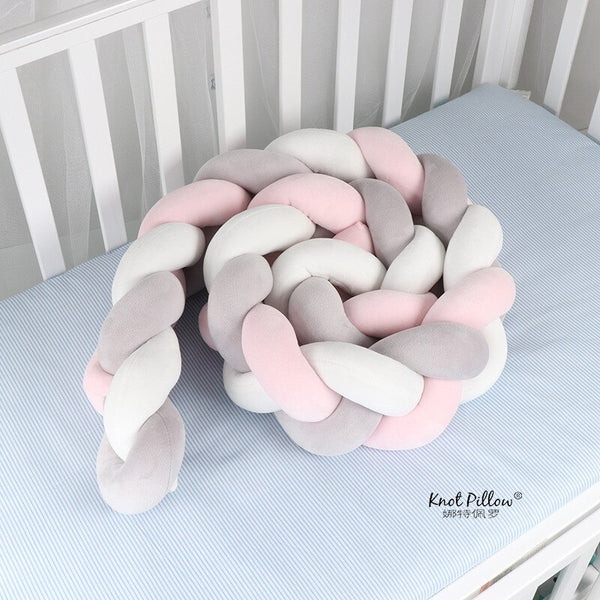 Handmade Nordic Knot Baby Bed Bumper